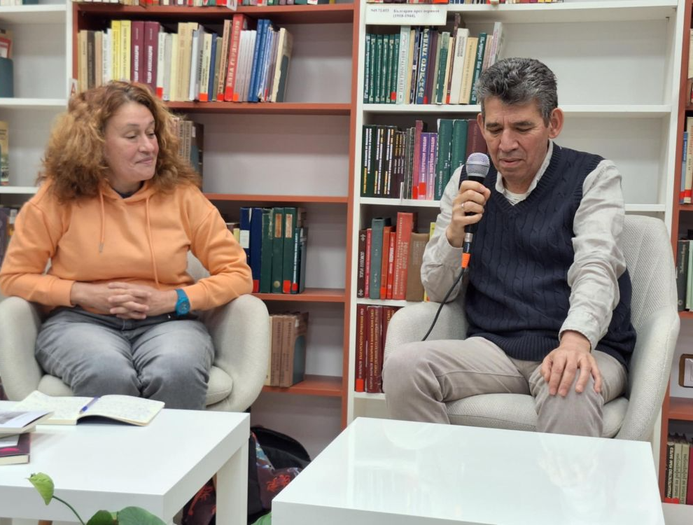 Рейнол Перес Васкес – посланик на българската литература в Мексико