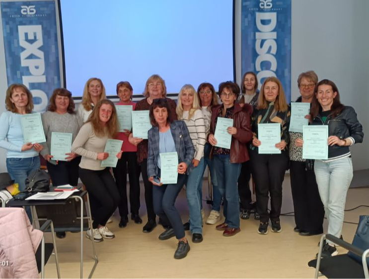 Обучения по финансова грамотност по проект „Столична библиотека – център на книжовната памет за традиции и обичаи в София и областта“